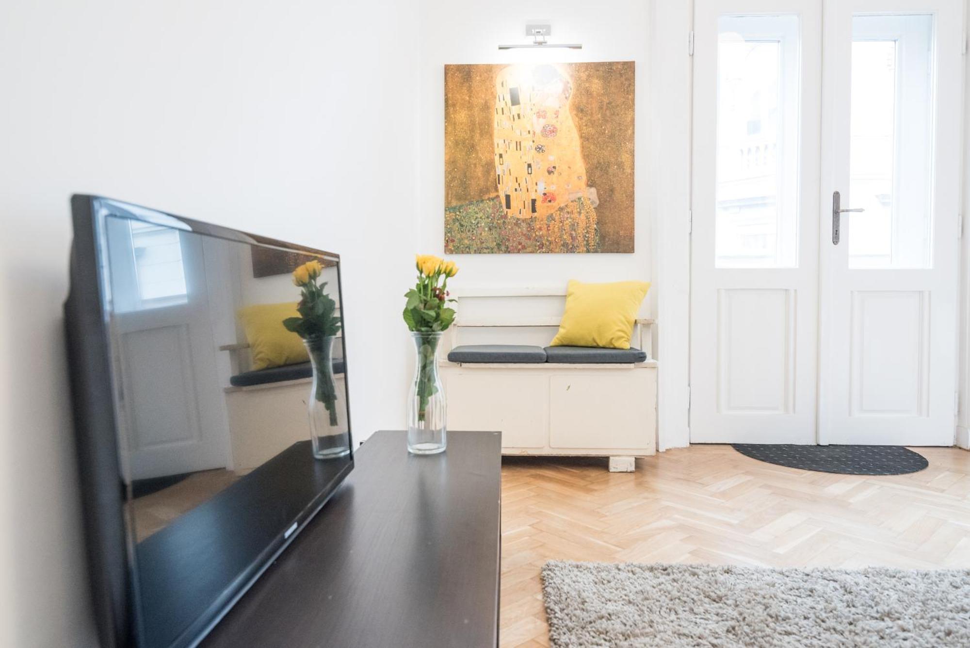 Newsunny Apartment At The Budacastle Budapest Eksteriør billede