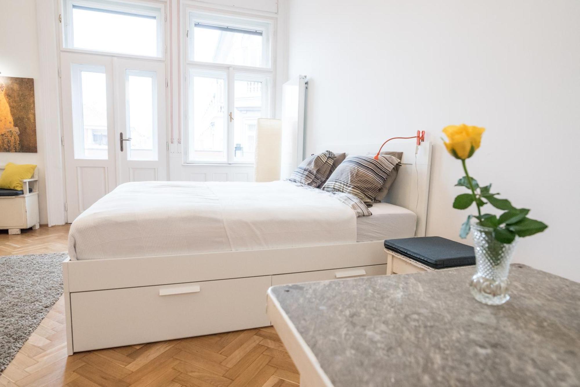 Newsunny Apartment At The Budacastle Budapest Eksteriør billede