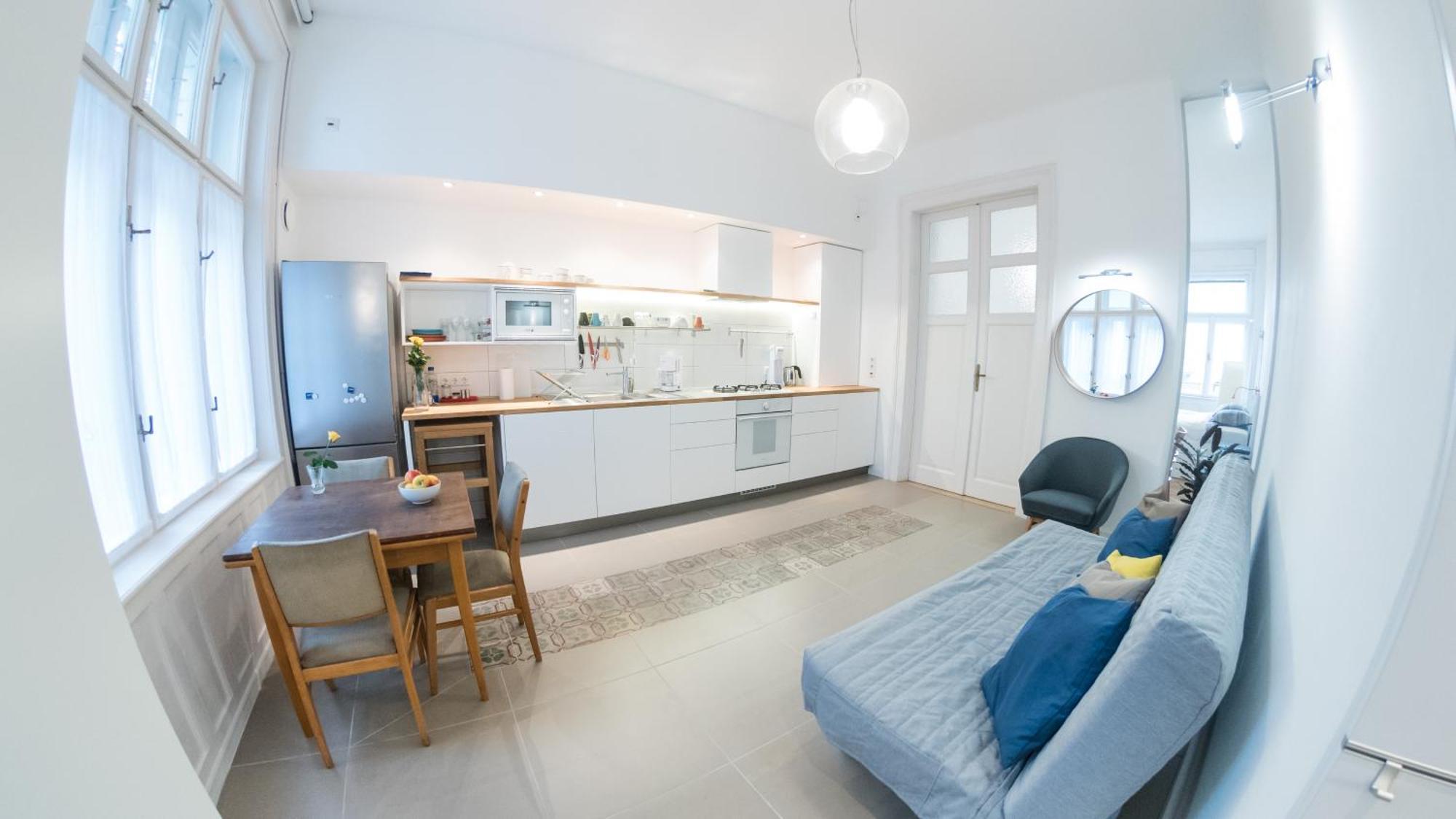 Newsunny Apartment At The Budacastle Budapest Eksteriør billede